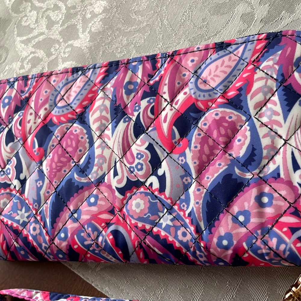 ❌SOLD❌ Simply Southern Women’s Quilted Wallet With Wristlet Strap - Picture 15 of 16